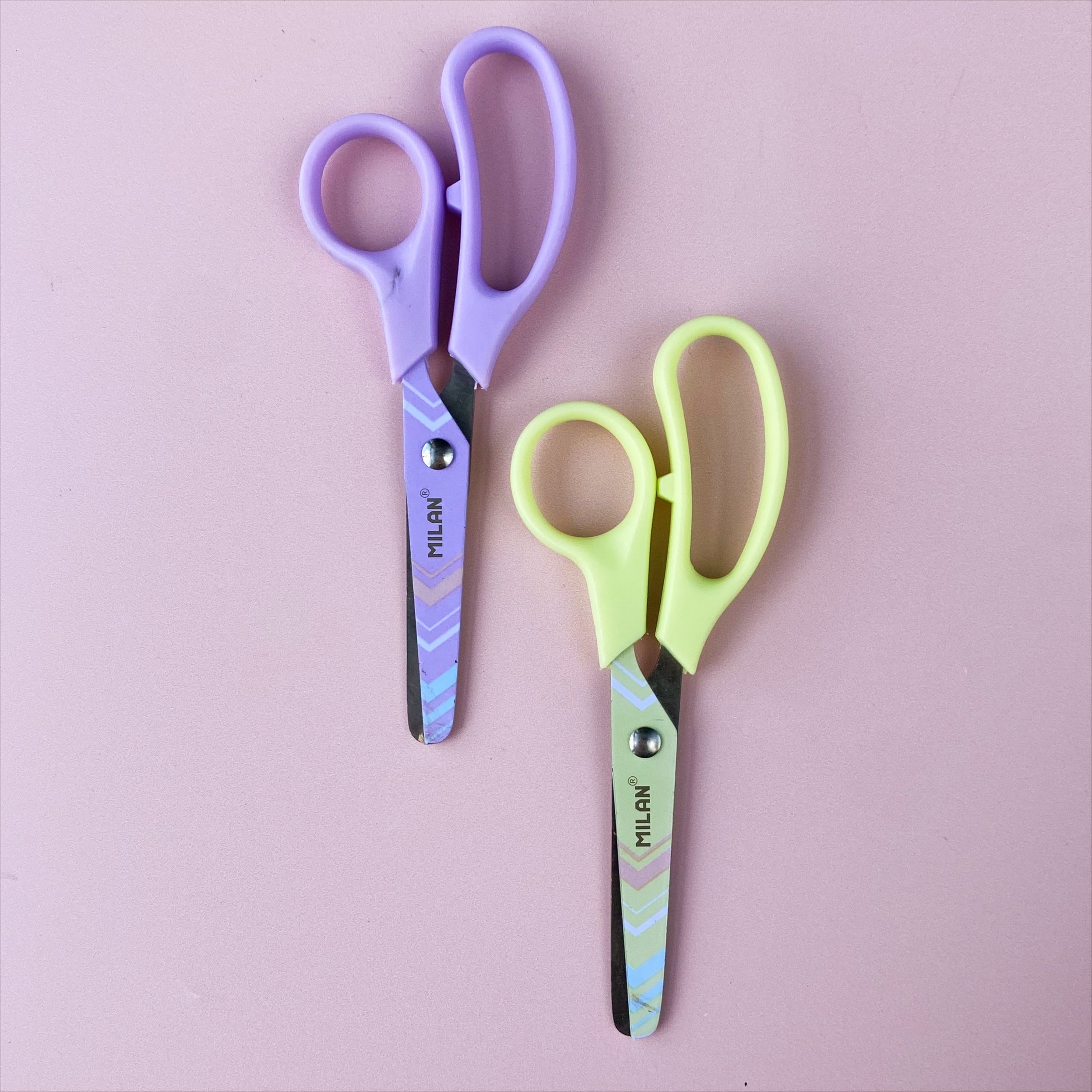 MILAN Blister Pack Basic Pastel Scissors Lilac Silver