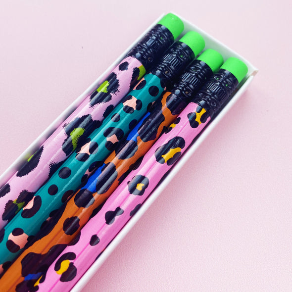 Leopard Pencil Set